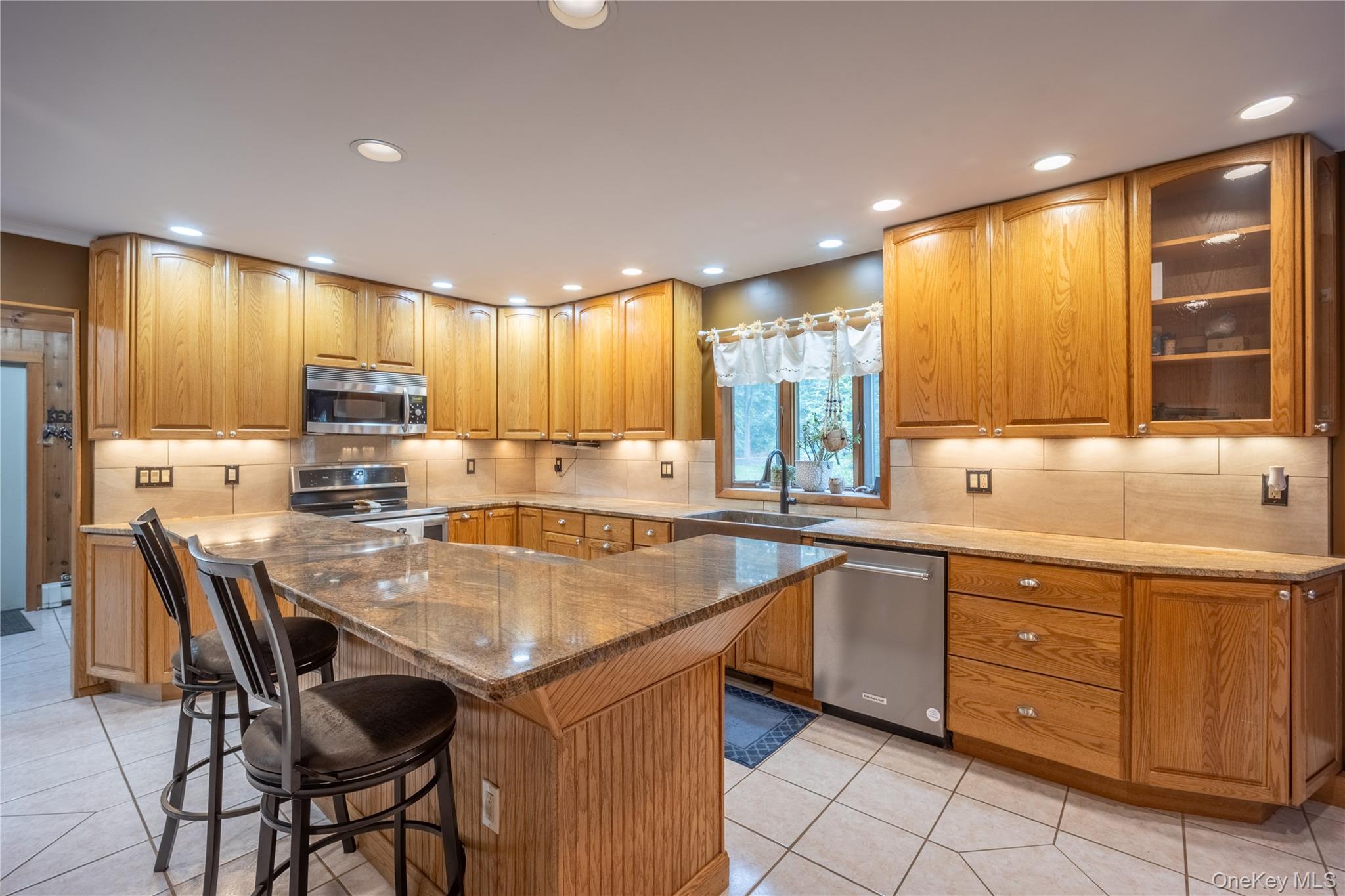 843 Farmers Mills Road Property Photo 3