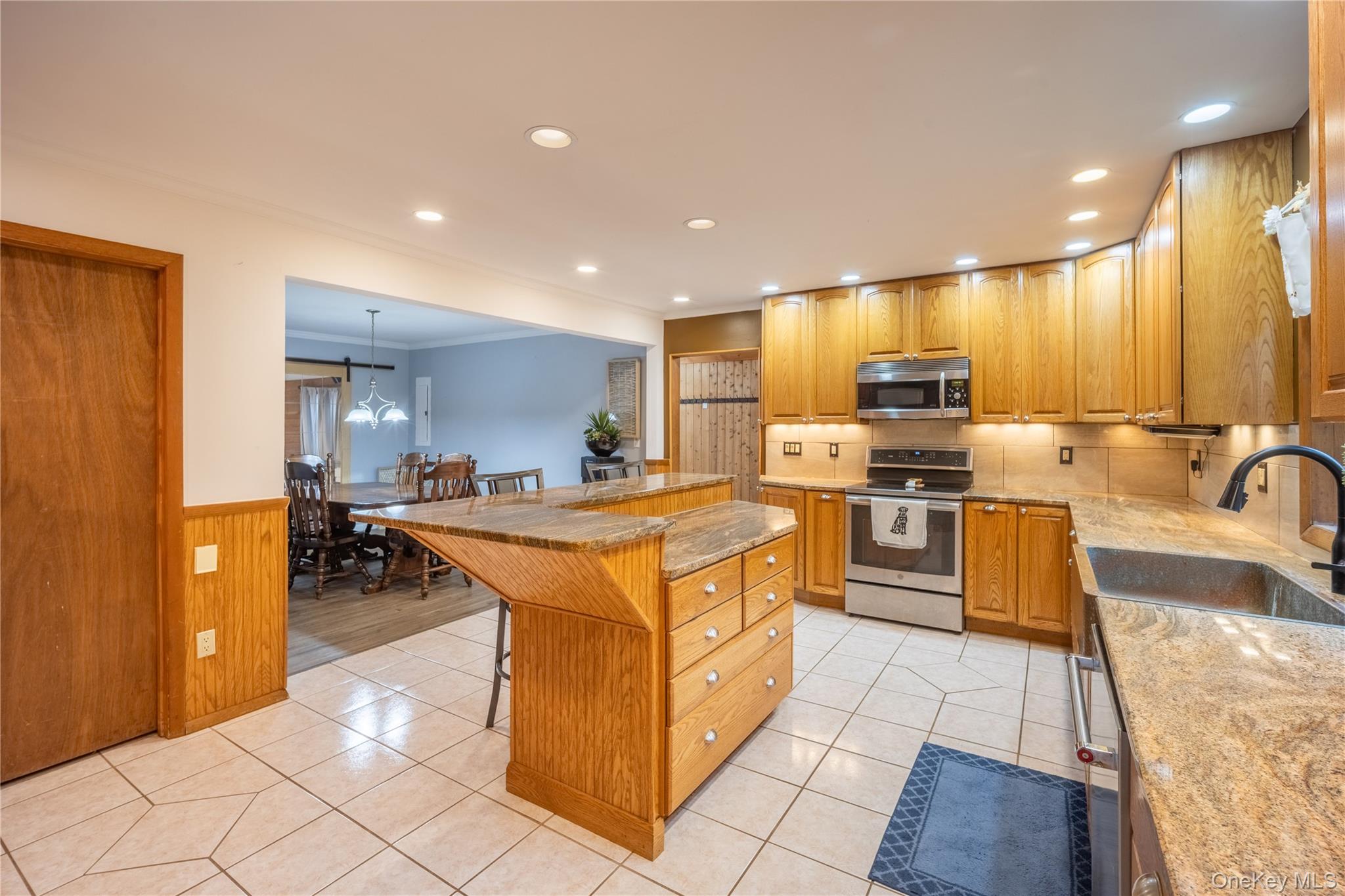 843 Farmers Mills Road Property Photo 4