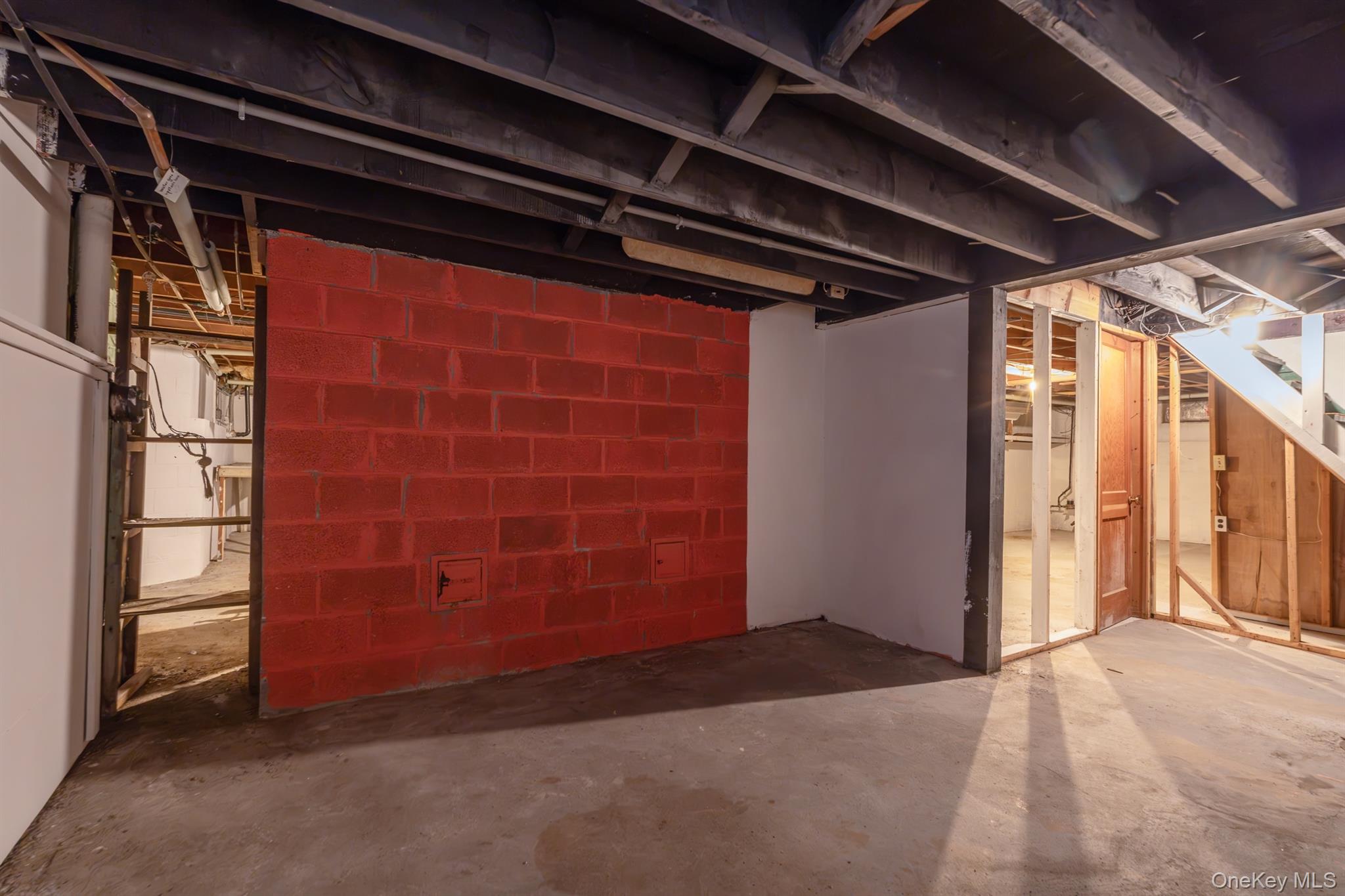 8 Carroll Street Property Photo 31