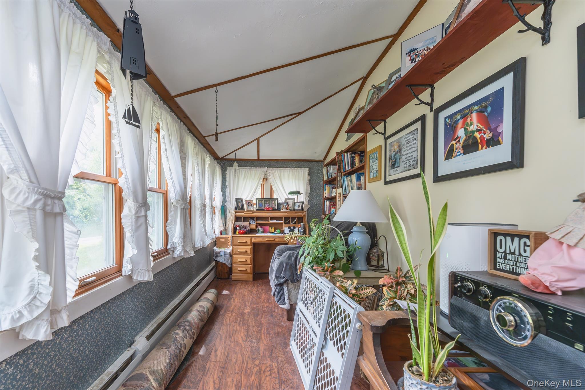 542 Blue Mountain Road Property Photo 6