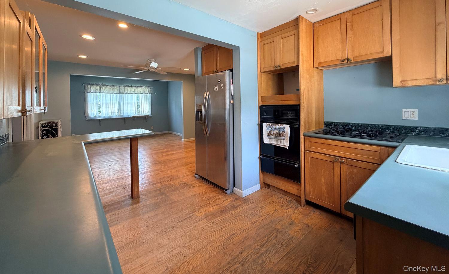 126 Eaton Lane Property Photo 13