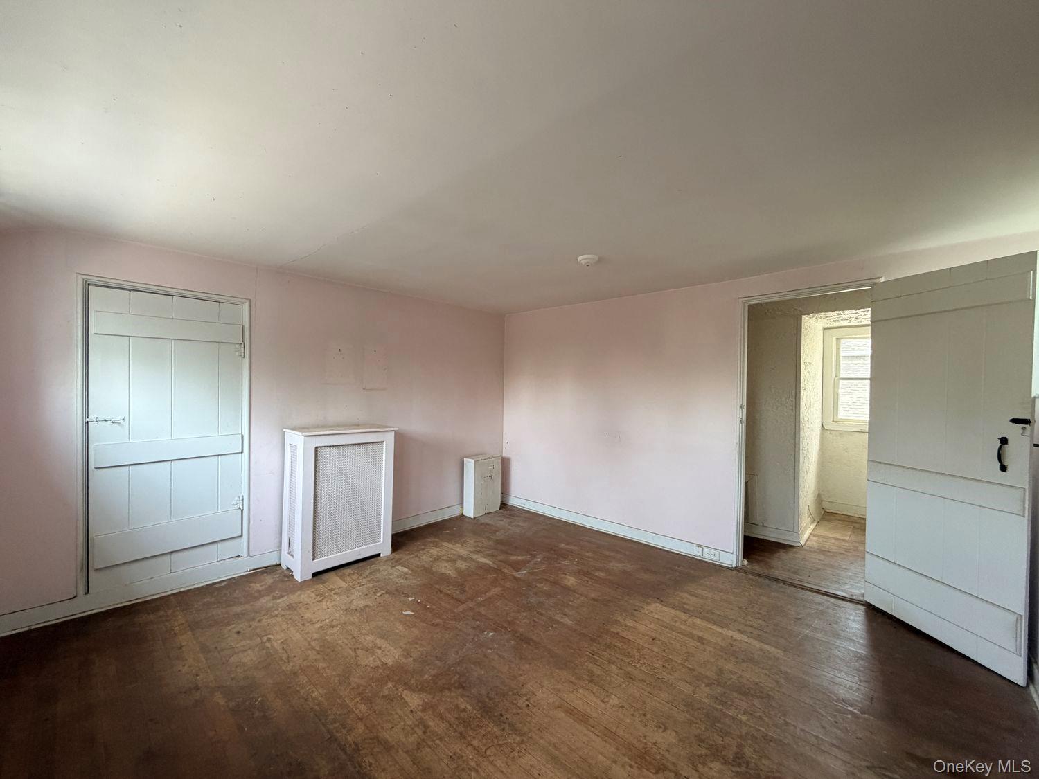 126 Eaton Lane Property Photo 23