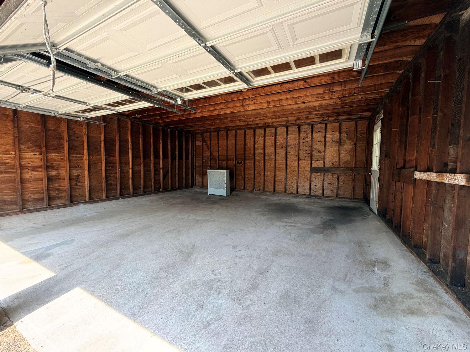 126 Eaton Lane Property Photo 30