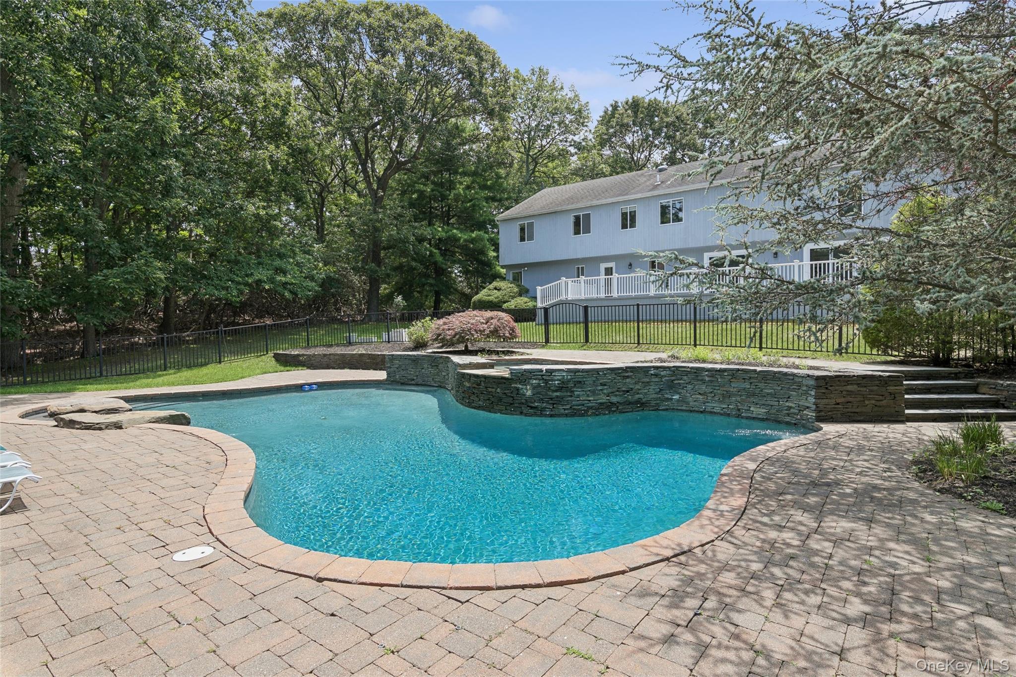 12 N Ridge Road Property Photo 8