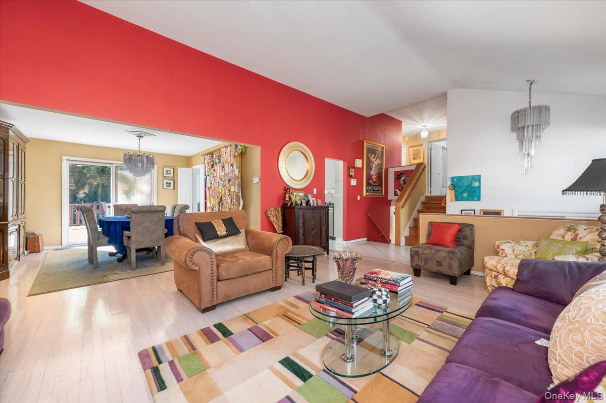 239 Hungry Harbor Road Property Photo 4