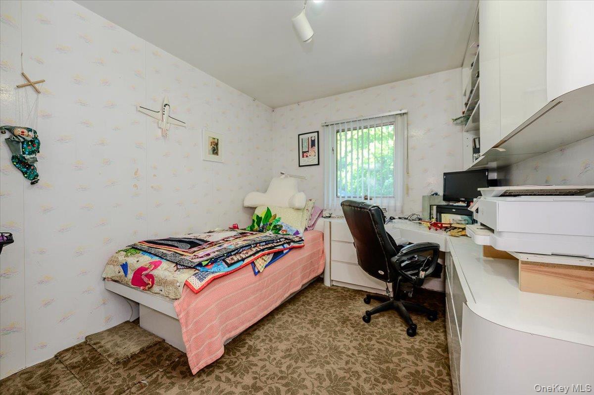 239 Hungry Harbor Road Property Photo 19