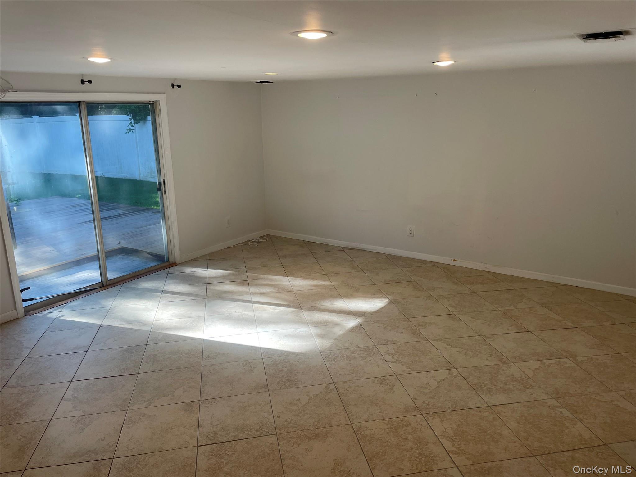 239 Hungry Harbor Road Property Photo 37