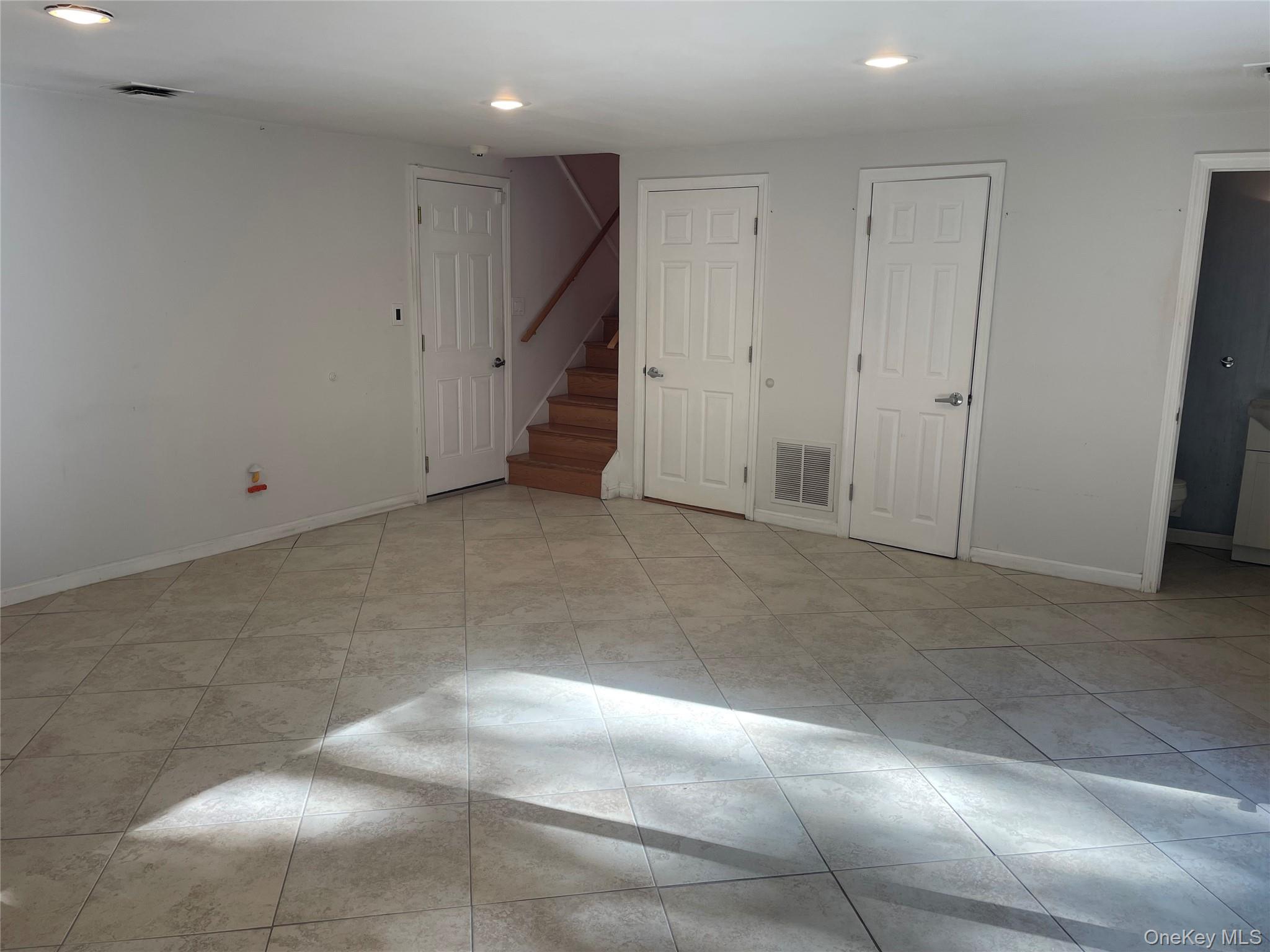 239 Hungry Harbor Road Property Photo 38