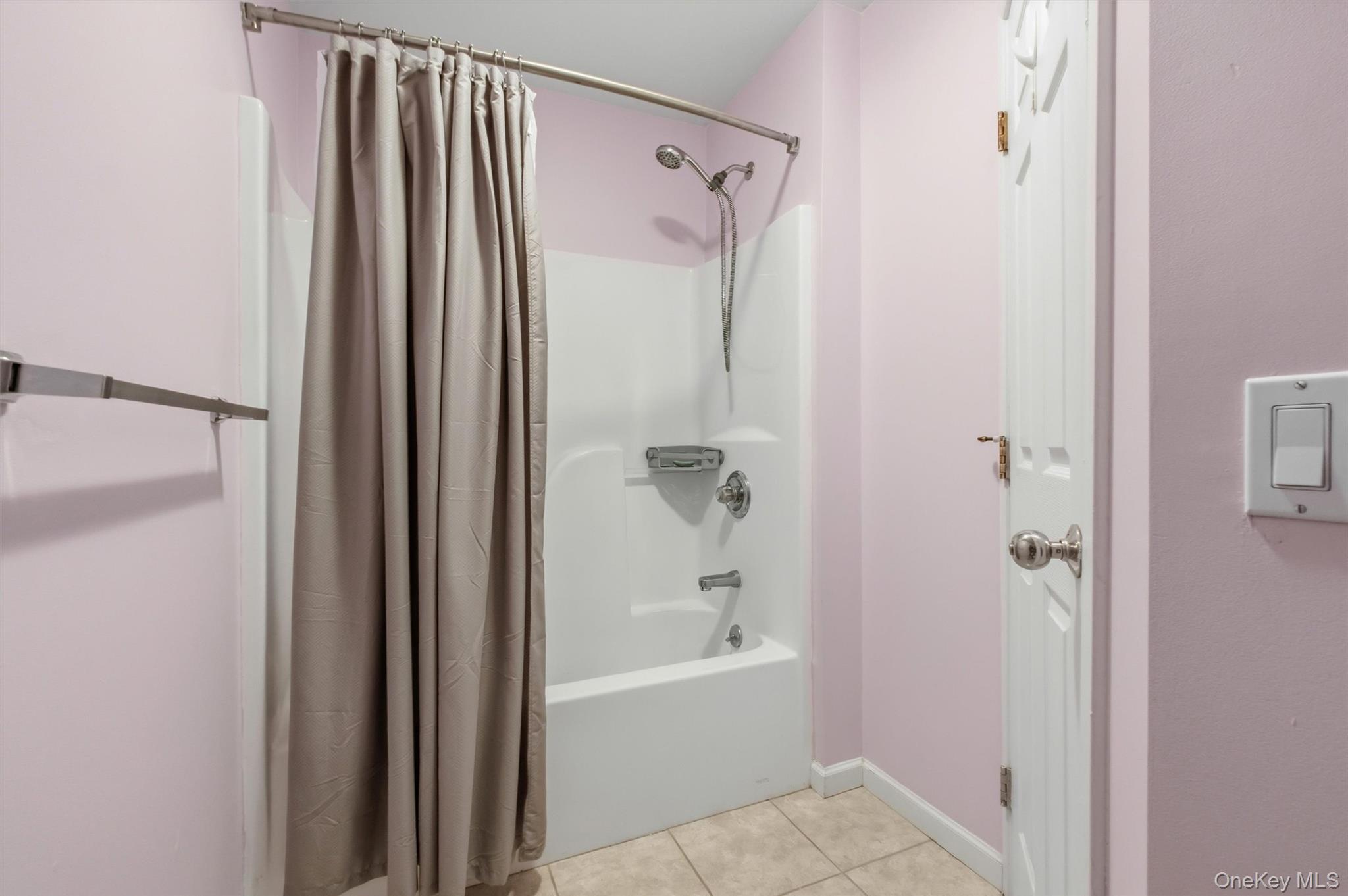 407 Crystal Hill Lane Property Photo 16