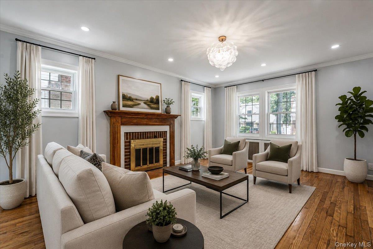 15 Astor Place Property Photo 9
