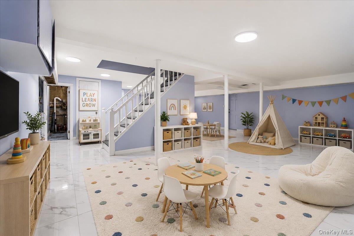 15 Astor Place Property Photo 34