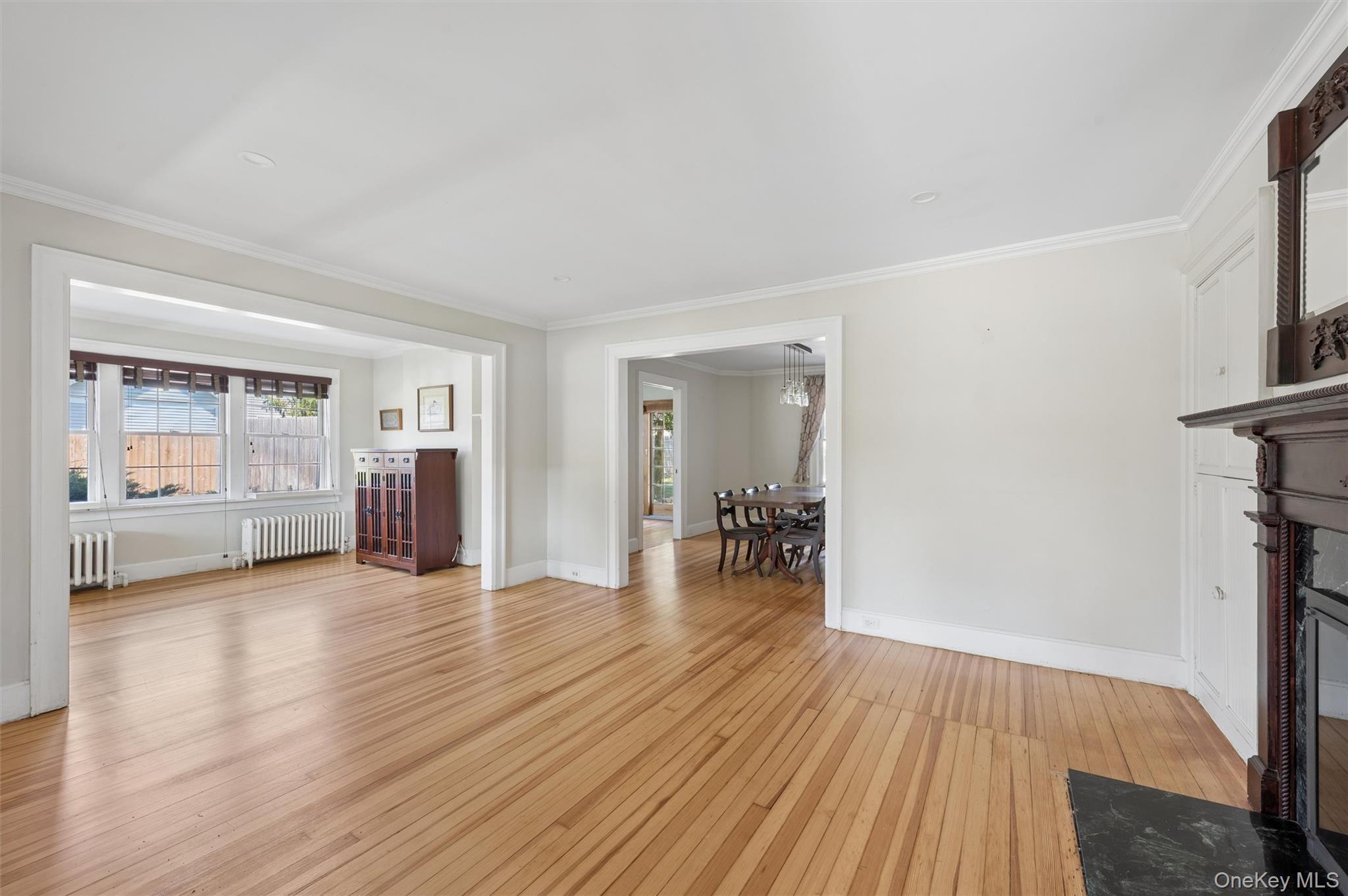 138 Hallock Street Property Photo 4