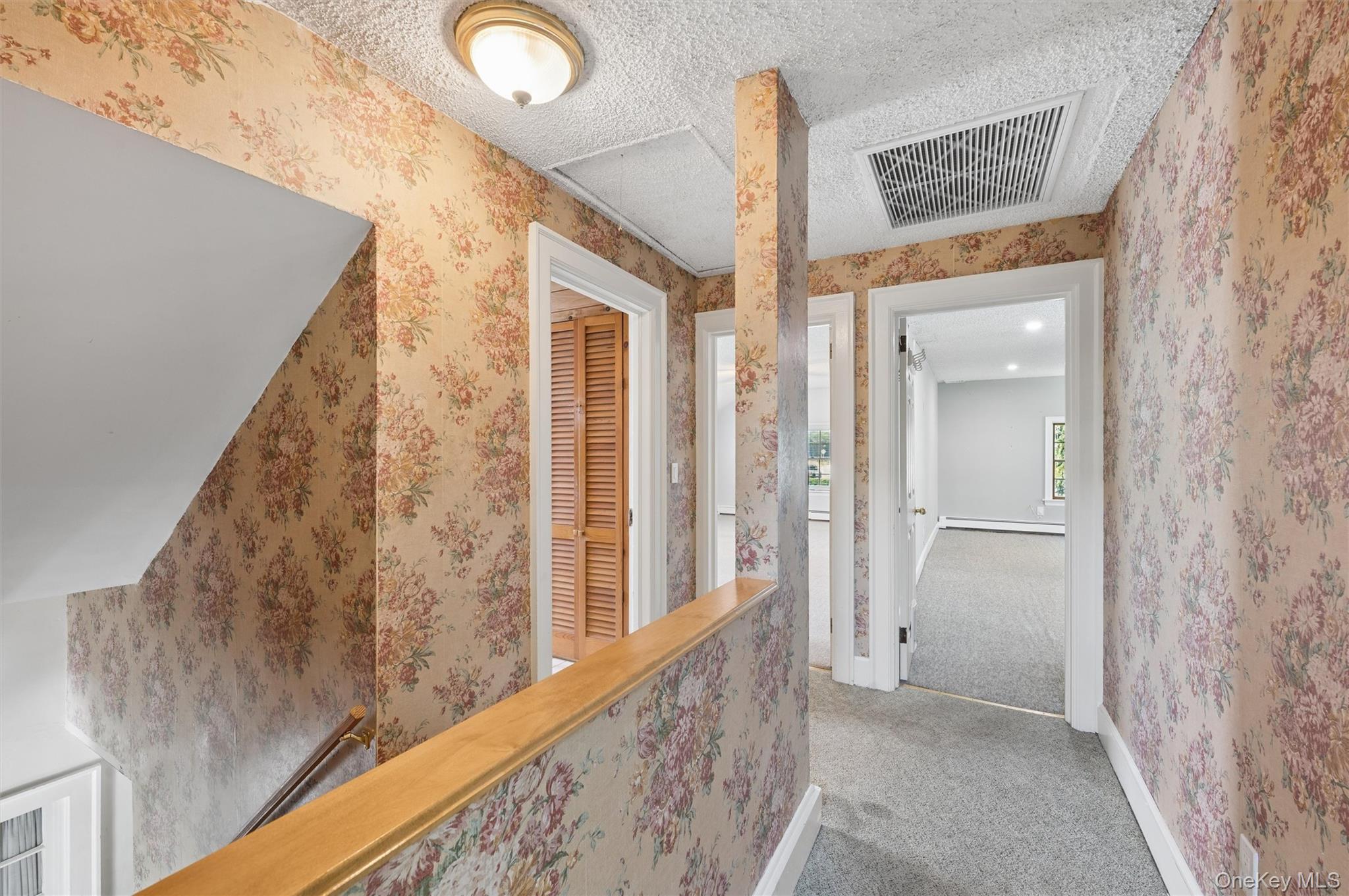 138 Hallock Street Property Photo 14