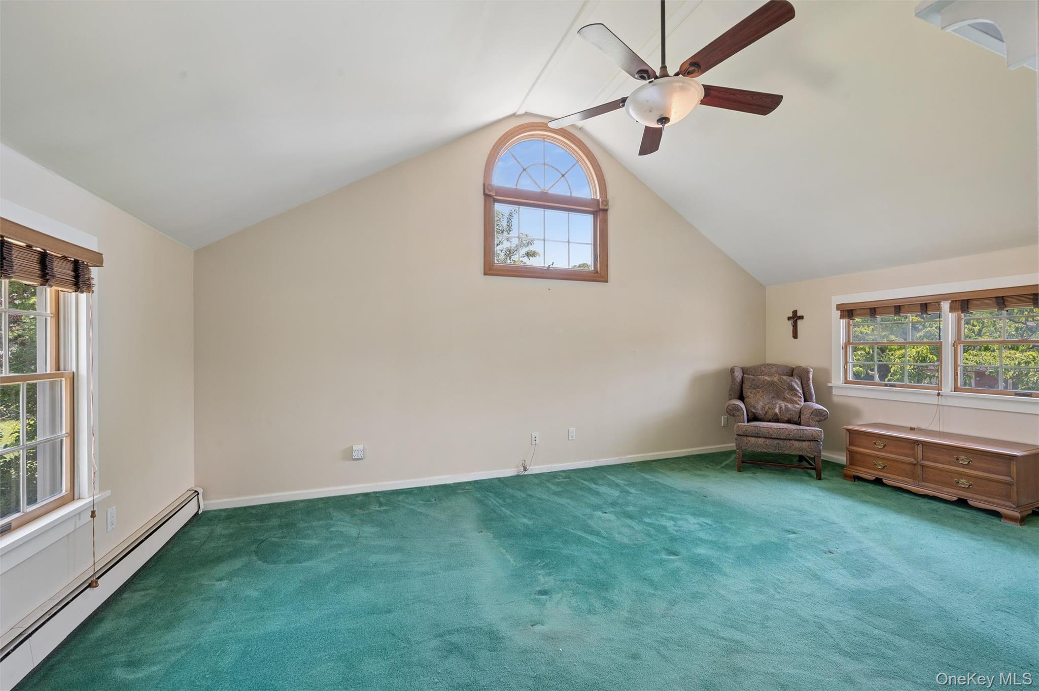 138 Hallock Street Property Photo 15