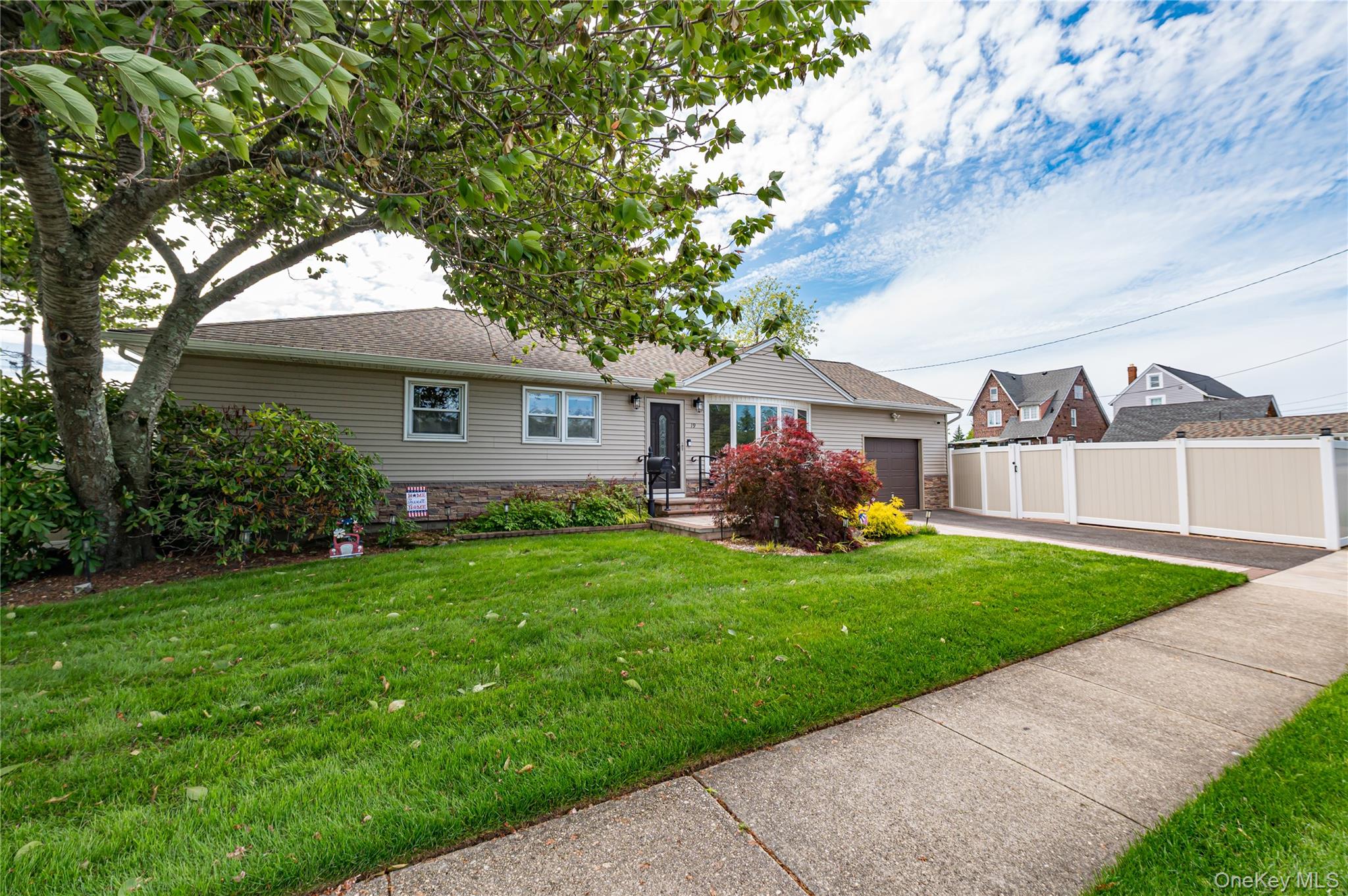 19 Buchanan Avenue Property Photo 3