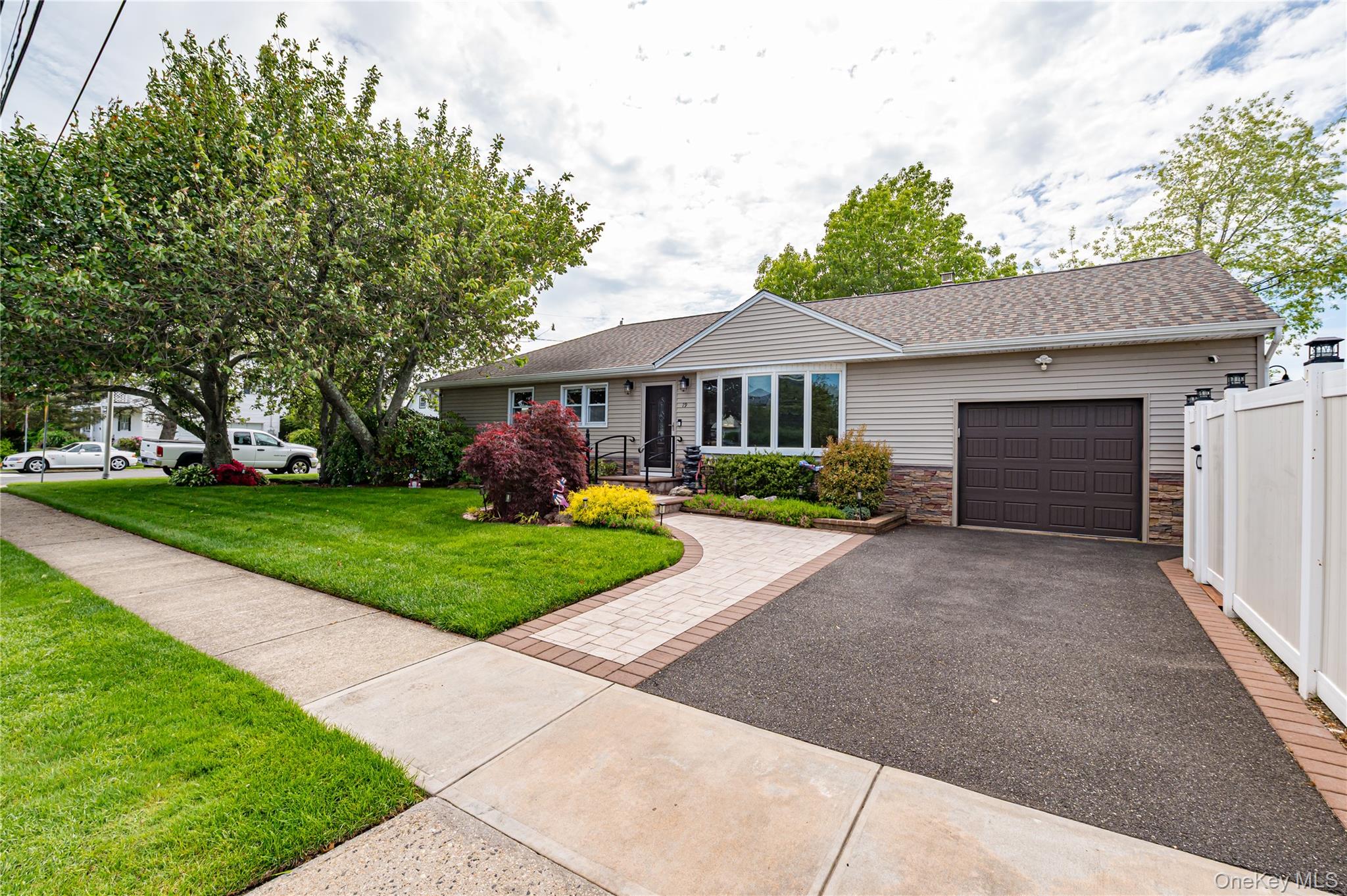19 Buchanan Avenue Property Photo 4