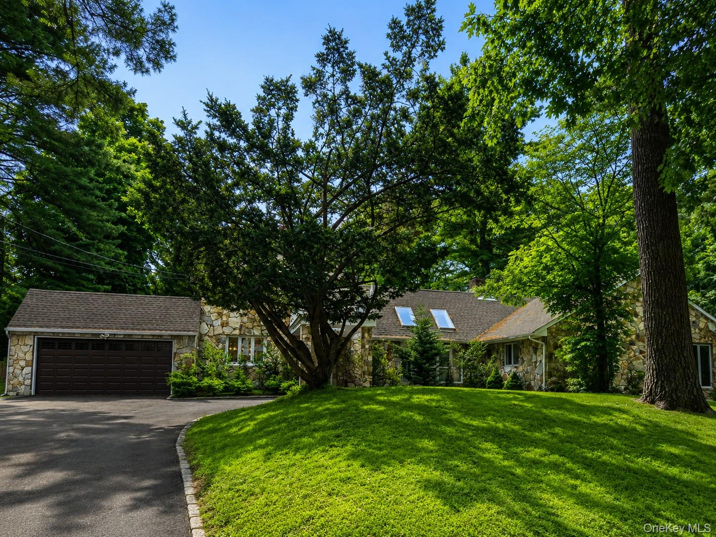 32 Valley Road Property Photo 4