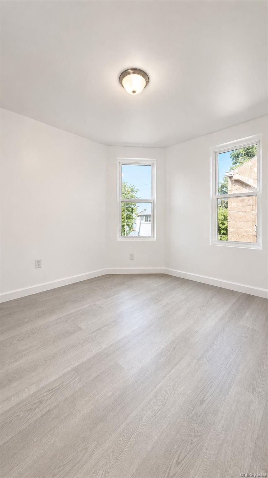 927 Summit Avenue Property Photo 8