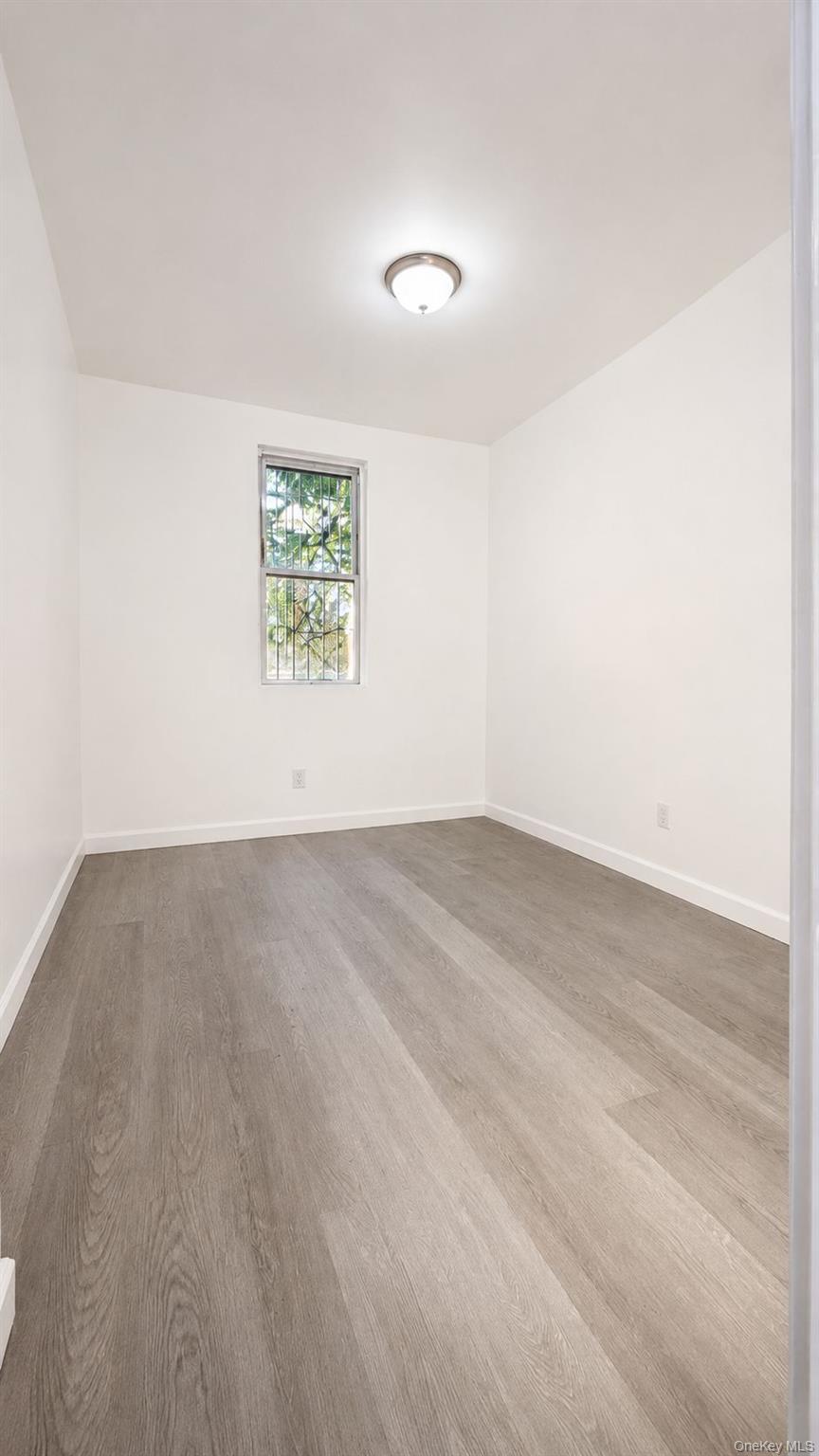 927 Summit Avenue Property Photo 13