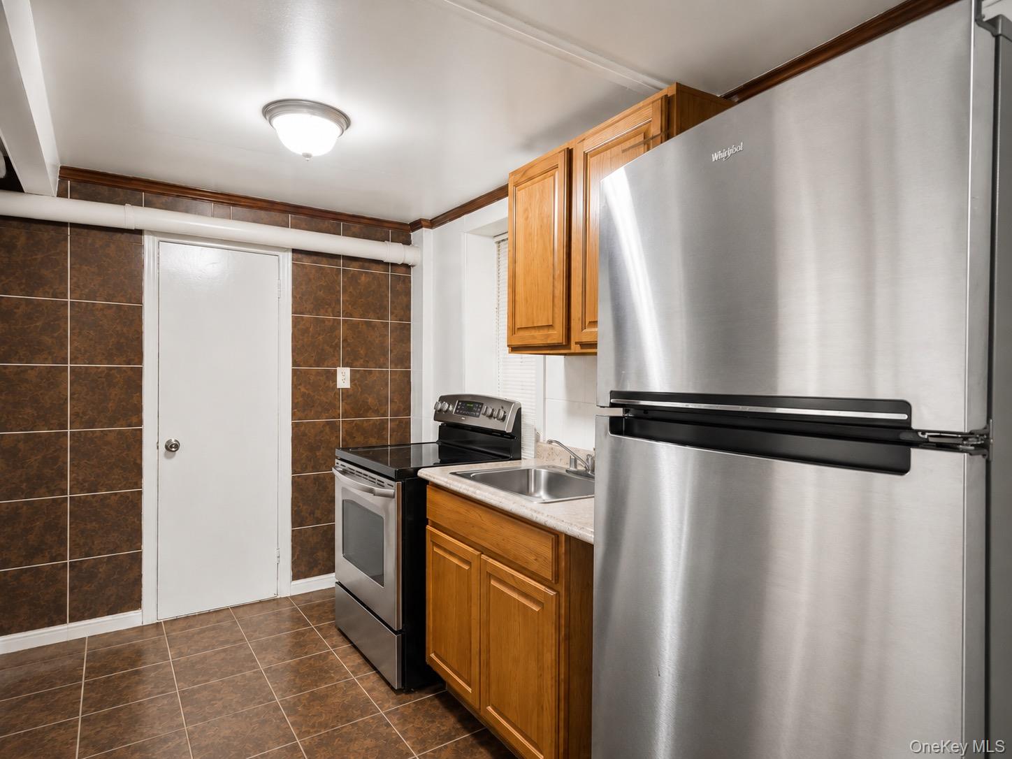 927 Summit Avenue Property Photo 18