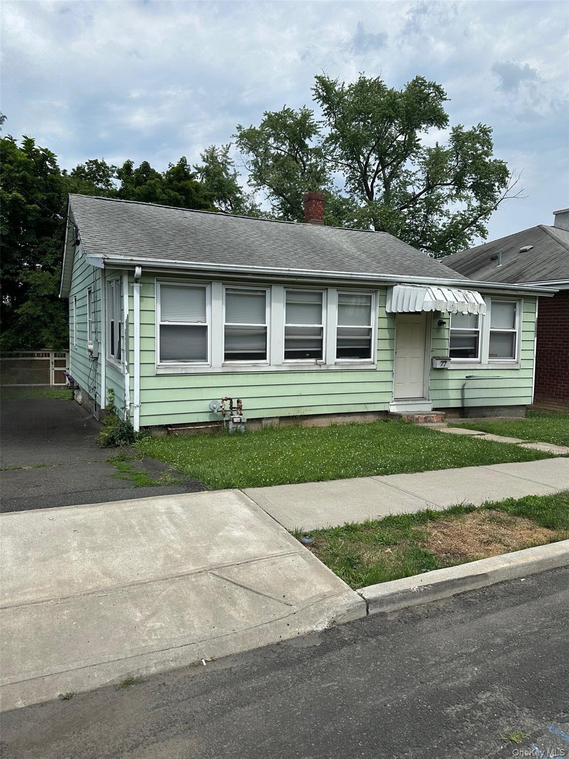 77 Clove Avenue Property Photo 1