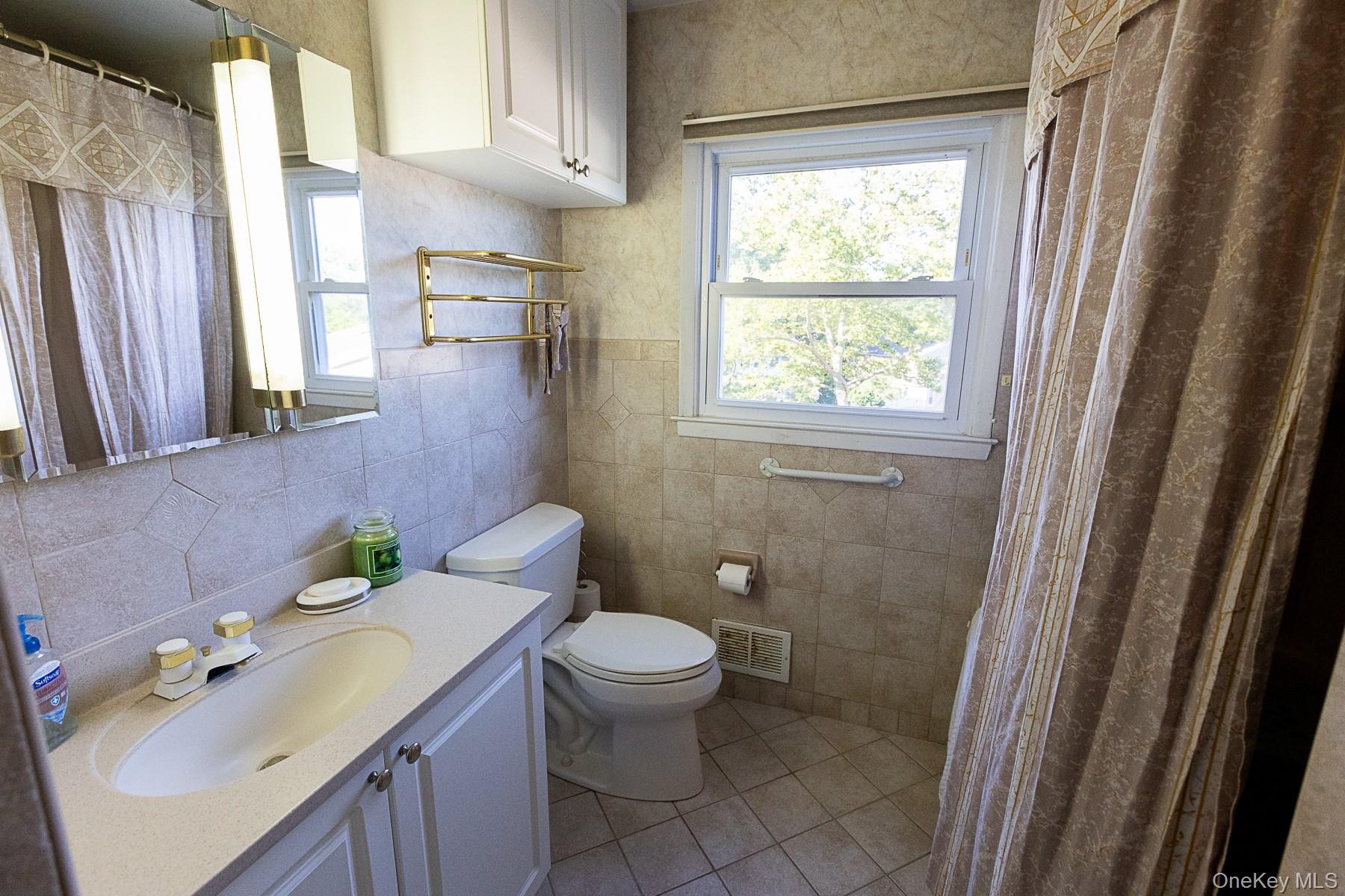 49 Gregg Court Property Photo 17