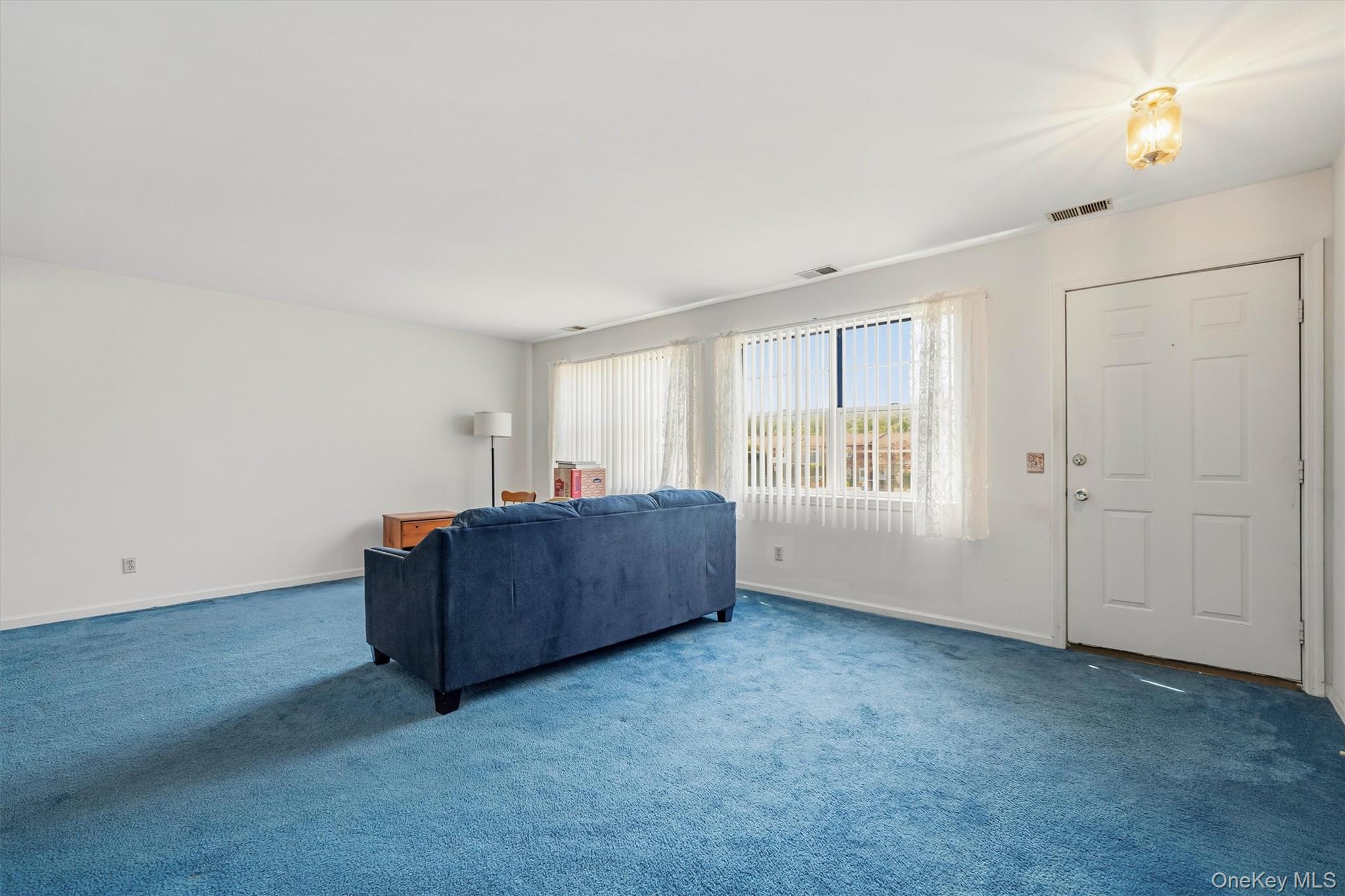 276 Temple Hill Road 1509 Property Photo 4