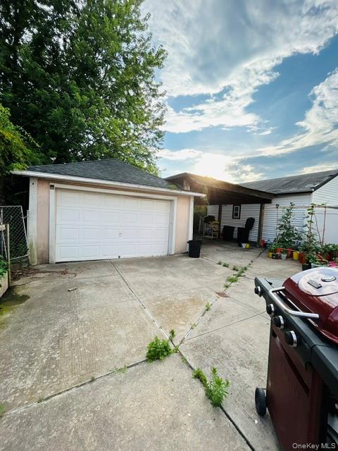 9444 214th Street Property Photo 6