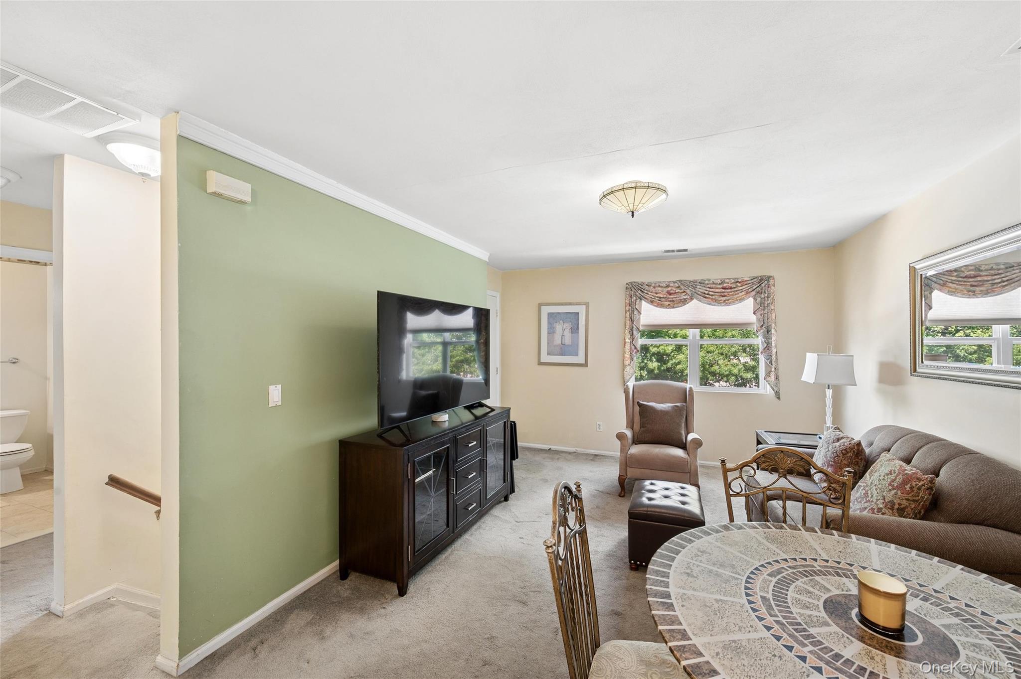 2295 Milburn Avenue 11 Property Photo 4