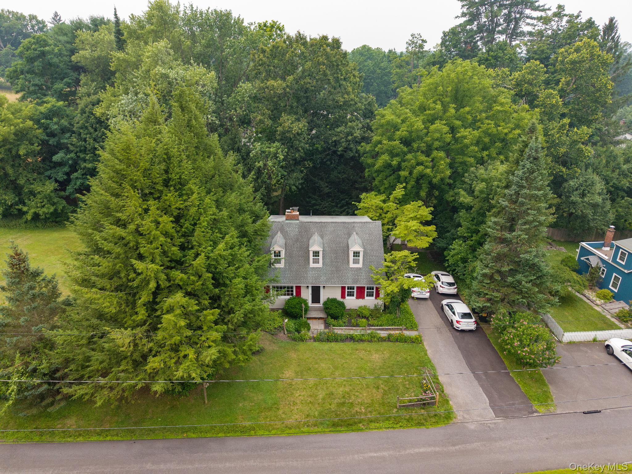 128 Rosa Lane Property Photo 45
