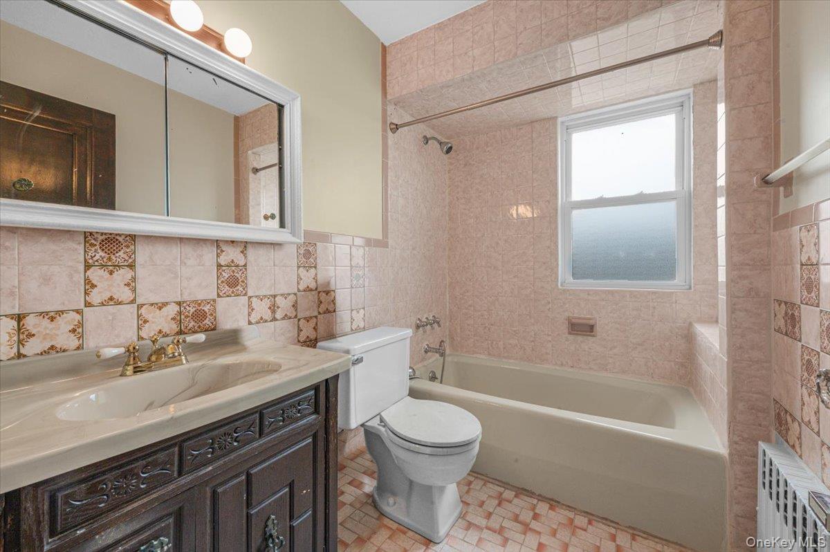 251-47 42nd Avenue Property Photo 26