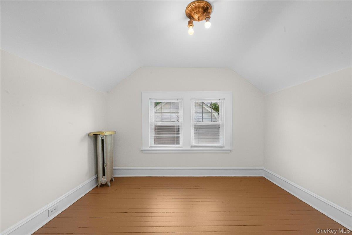 251-47 42nd Avenue Property Photo 28