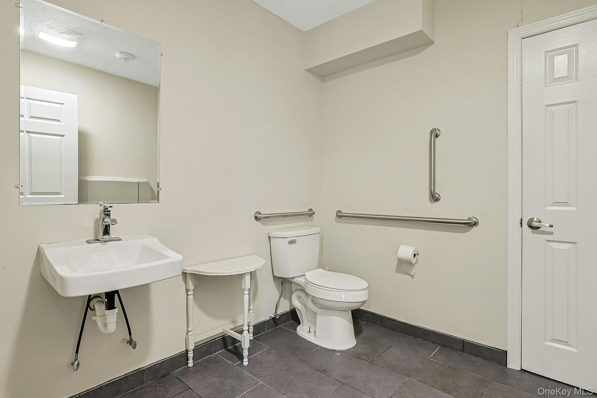 817 Chestnut Ridge Road Property Photo 26