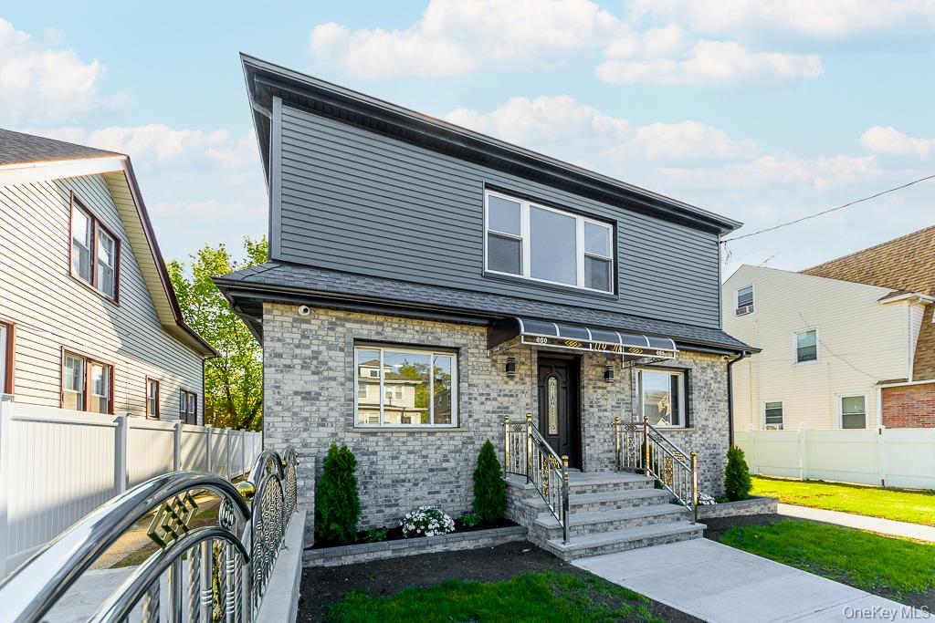 119-20 193rd Street Property Photo 2