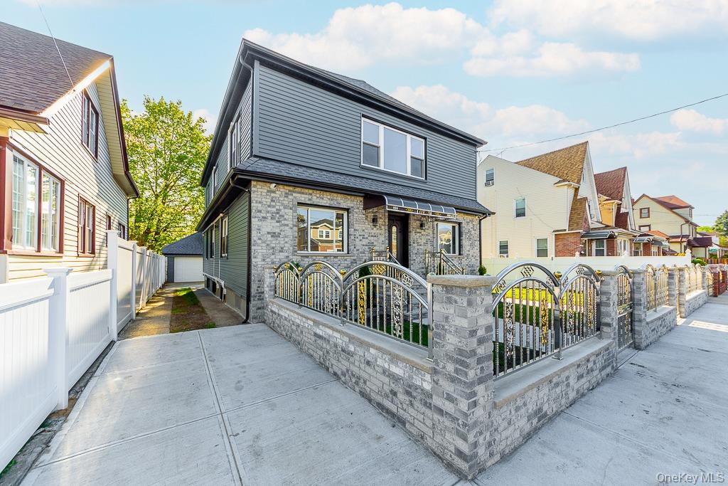 119-20 193rd Street Property Photo 3