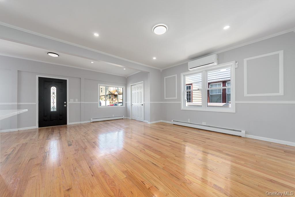 119-20 193rd Street Property Photo 6