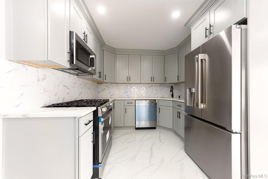119-20 193rd Street Property Photo 12