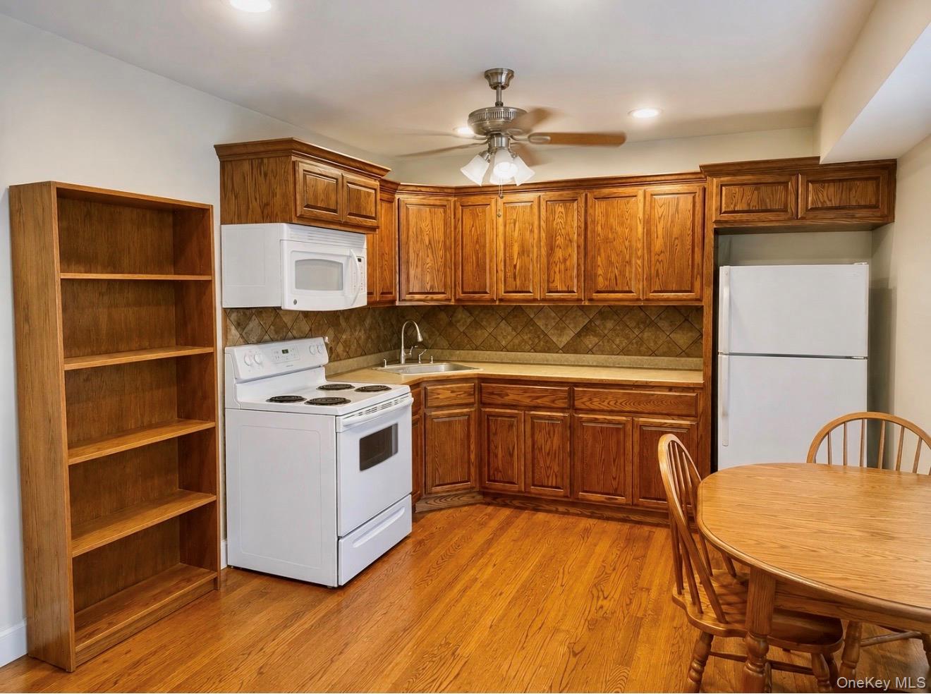 21 Locust Avenue Property Photo 21