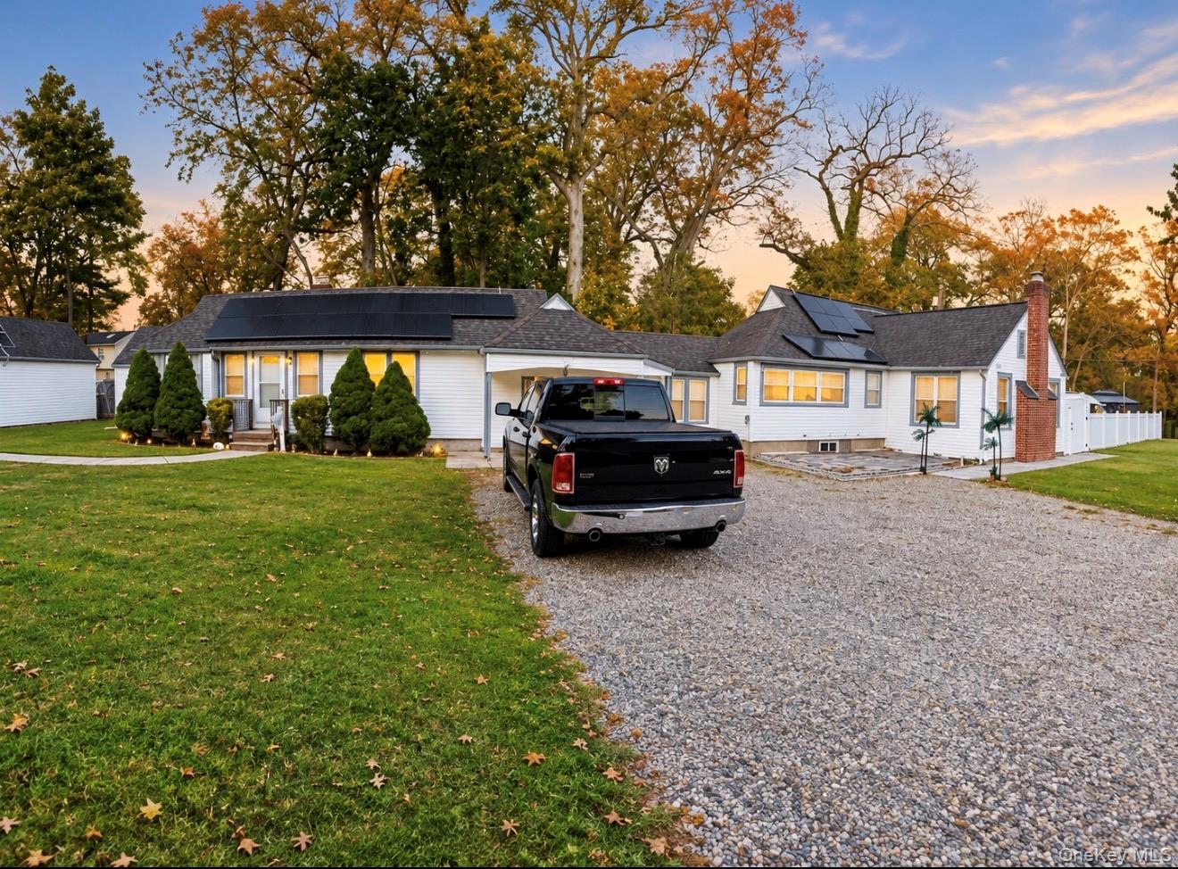 21 Locust Avenue Property Photo 24
