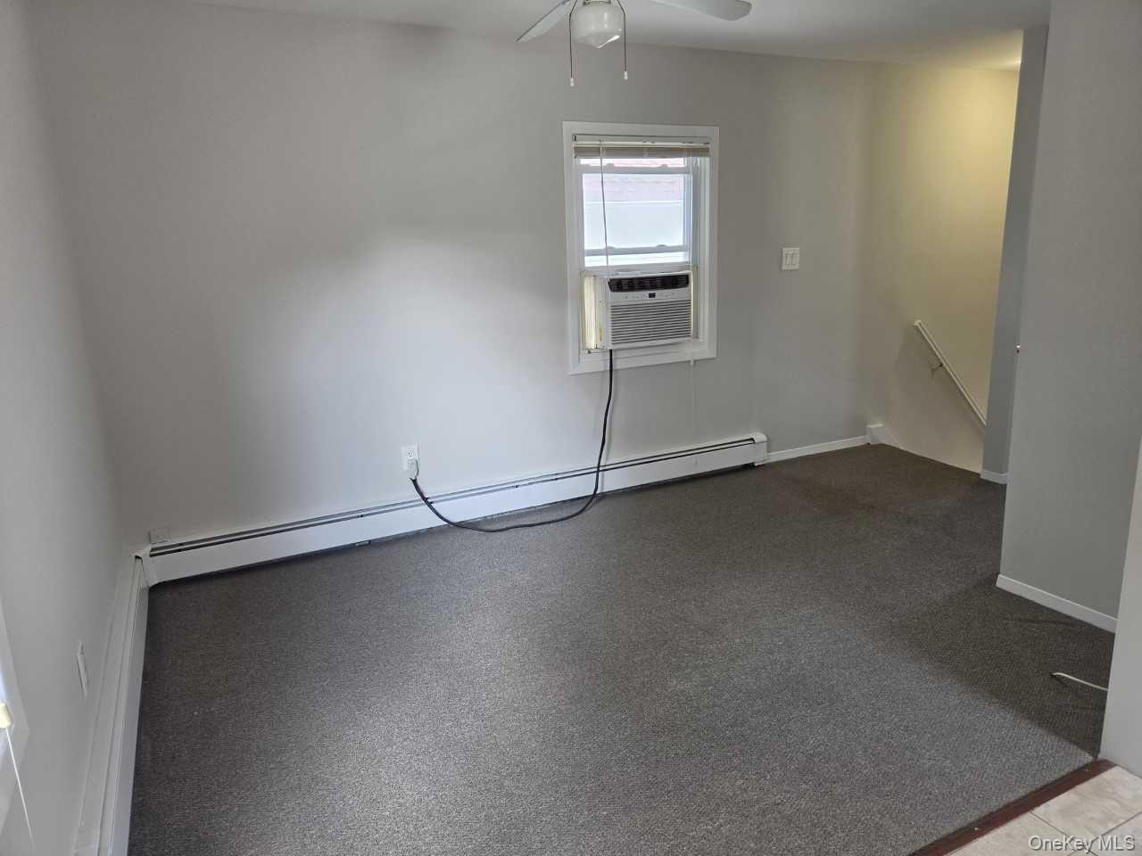 140 N Forest Avenue 2nd Floor Property Photo 5