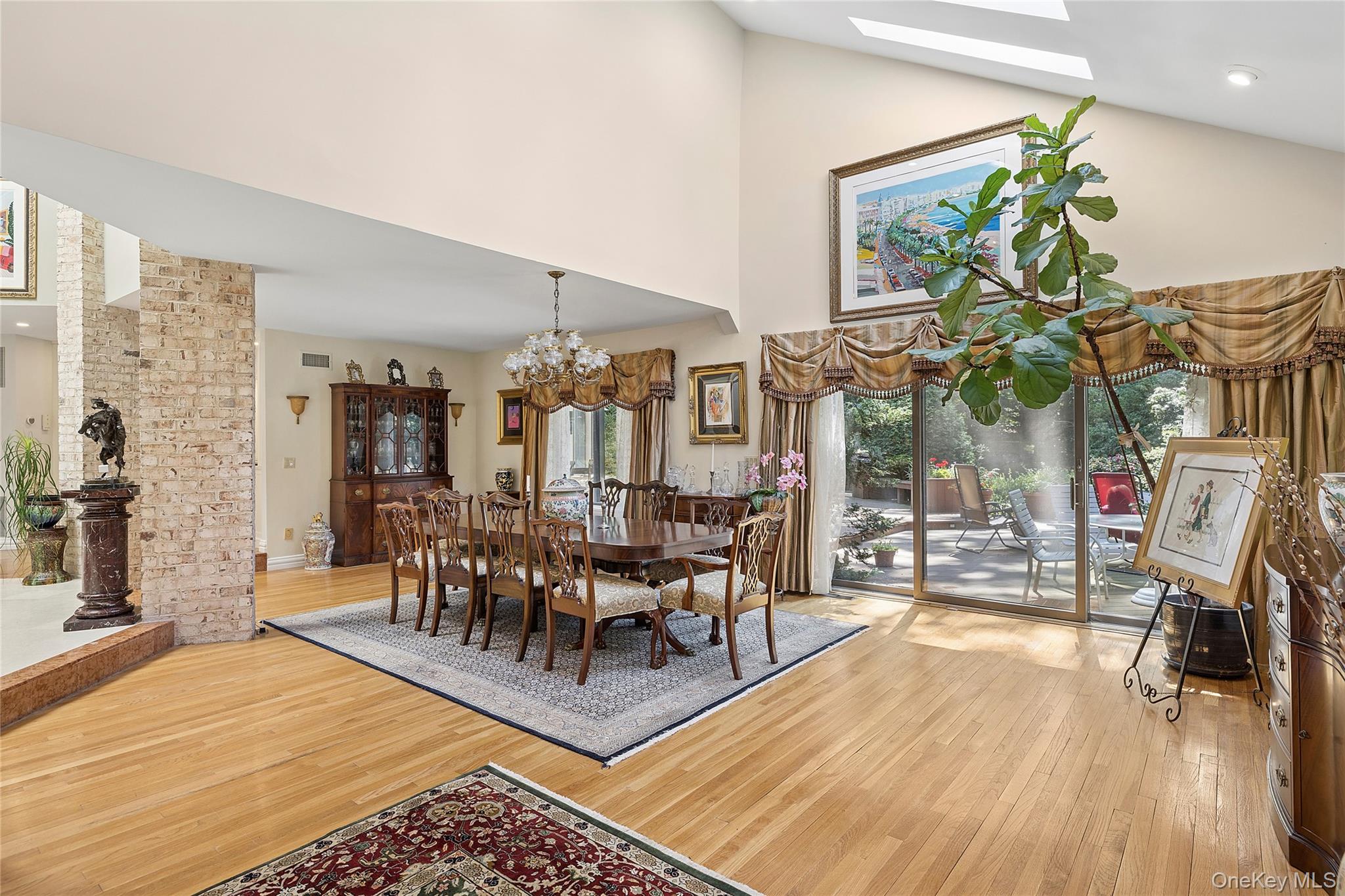 17 Danton Lane Property Photo 6