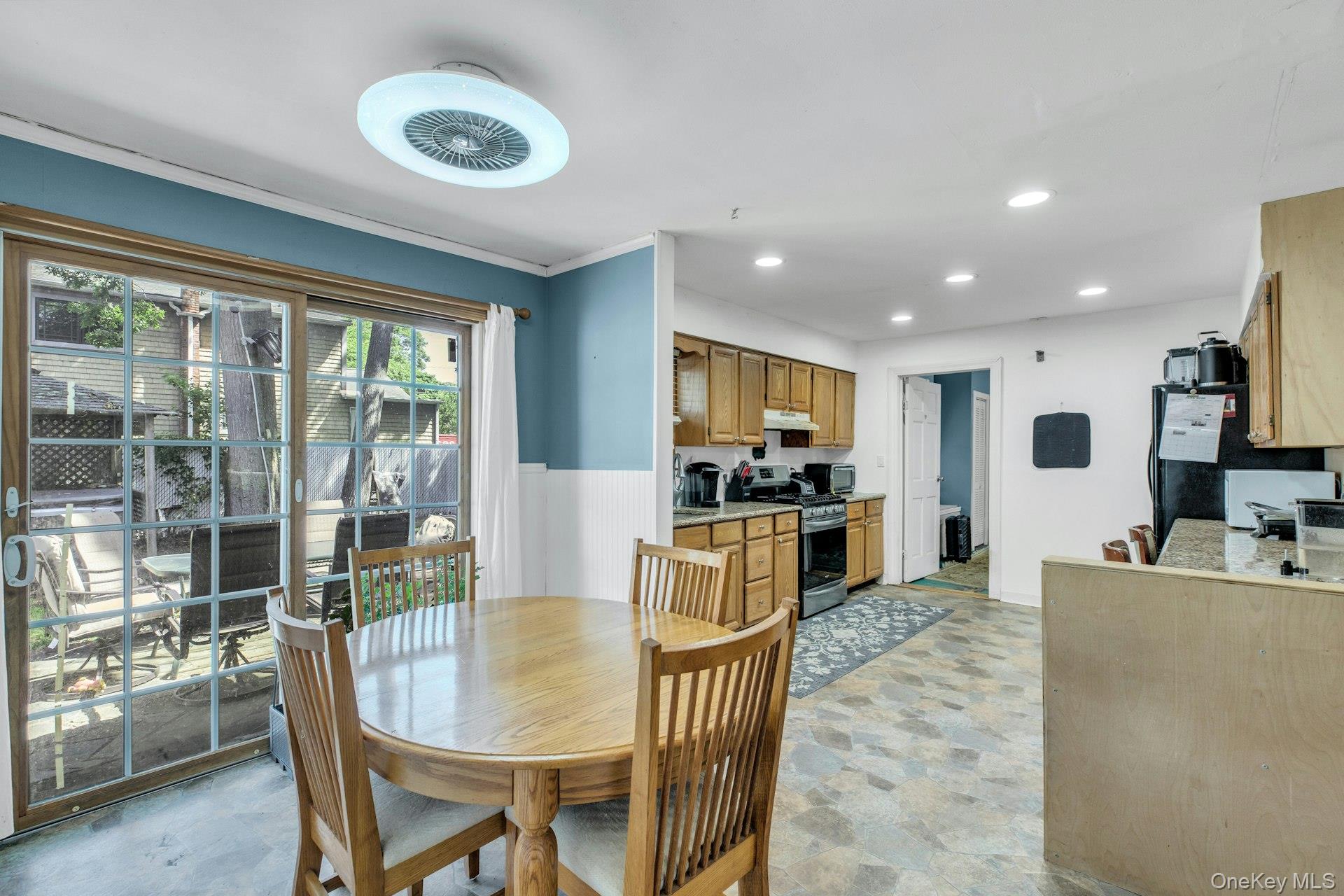 11 Wood Avenue Property Photo 8