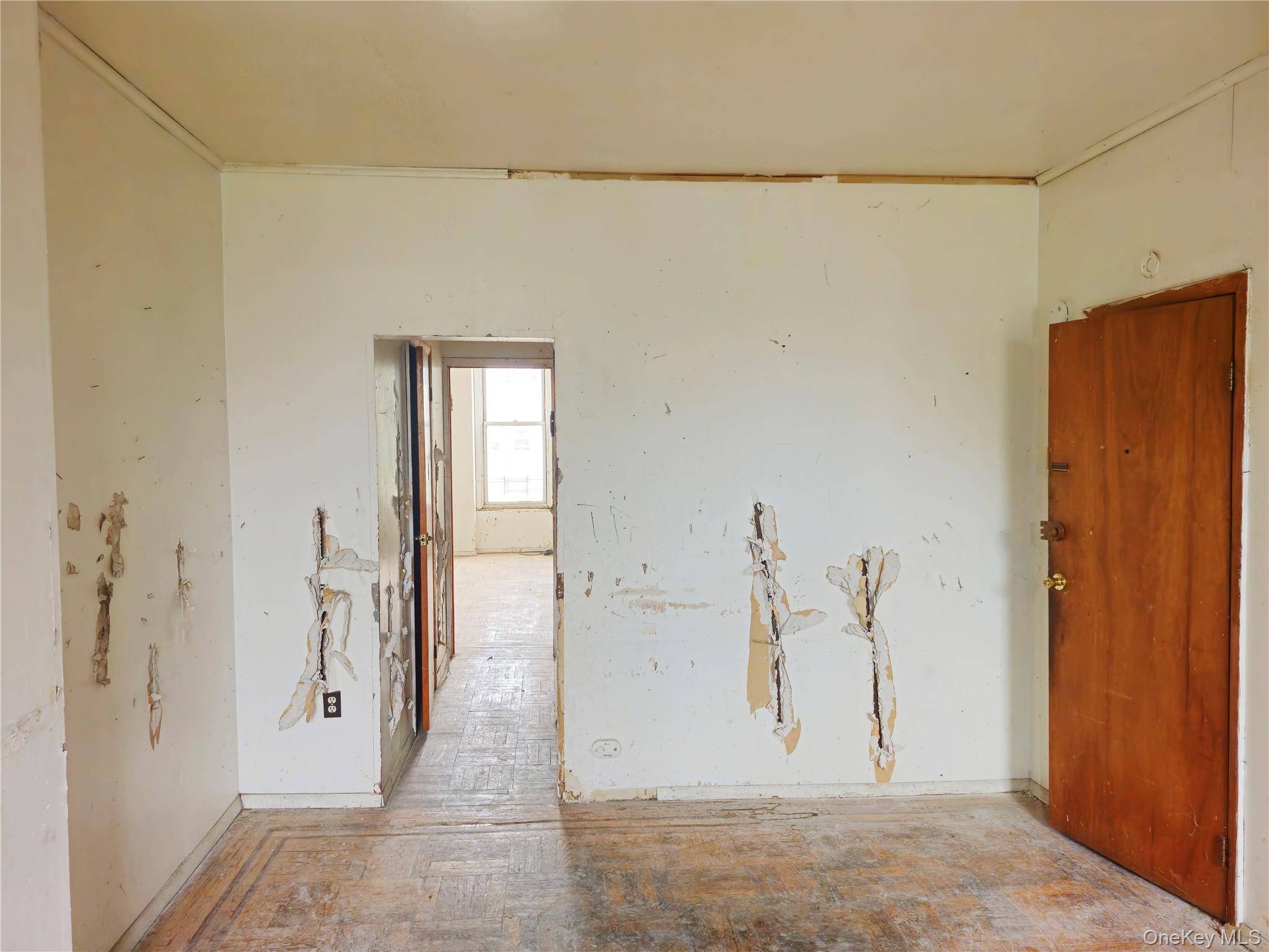 689 Greene Avenue Property Photo 26