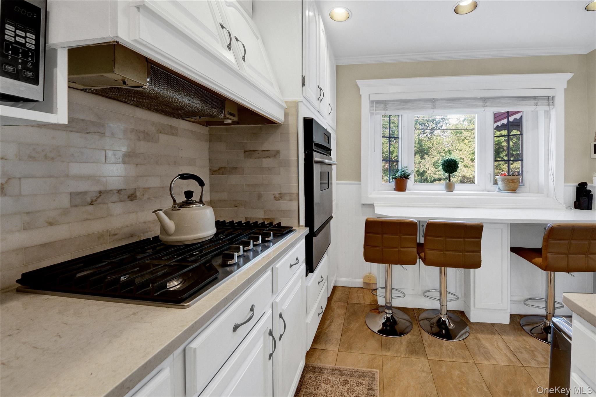 258 Revere Avenue Property Photo 7
