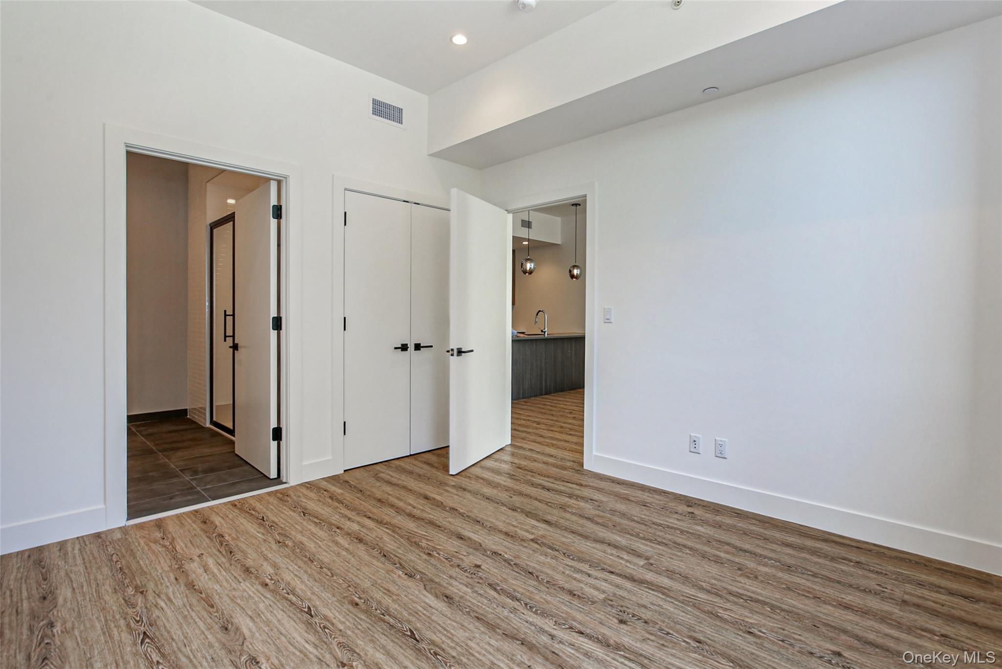 39 Washington Avenue 202 Property Photo 9