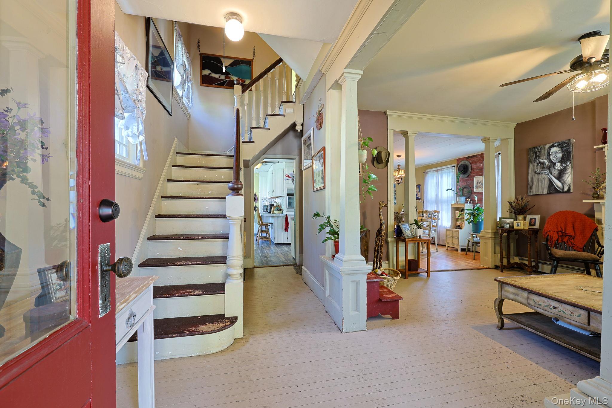 53 E Main Street Property Photo 4