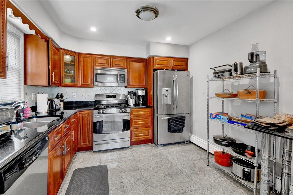 19 Storey Lane Property Photo 5