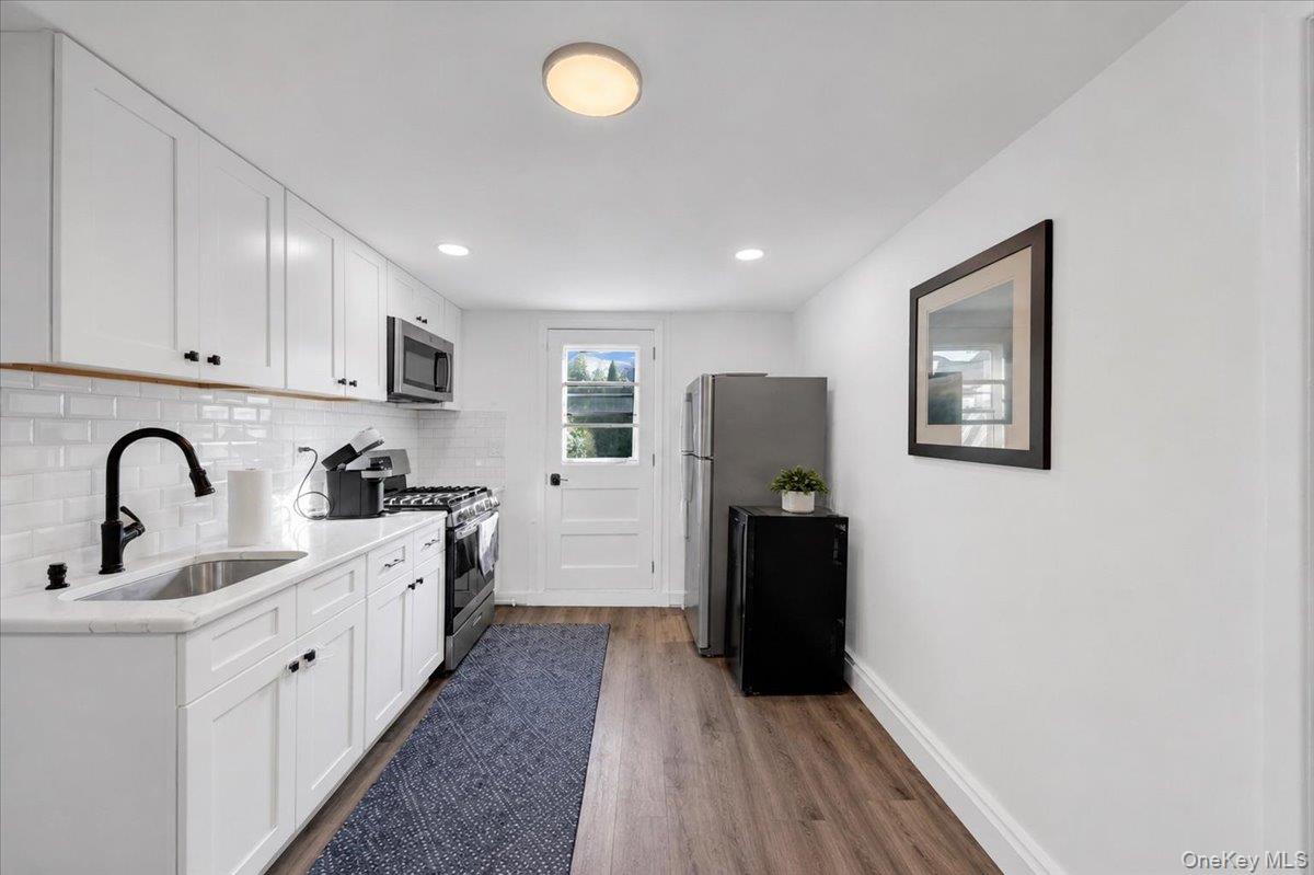 19 Storey Lane Property Photo 20