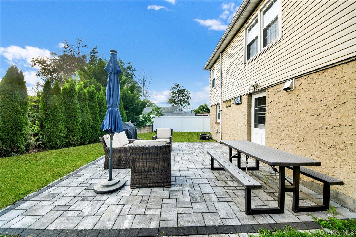 19 Storey Lane Property Photo 23