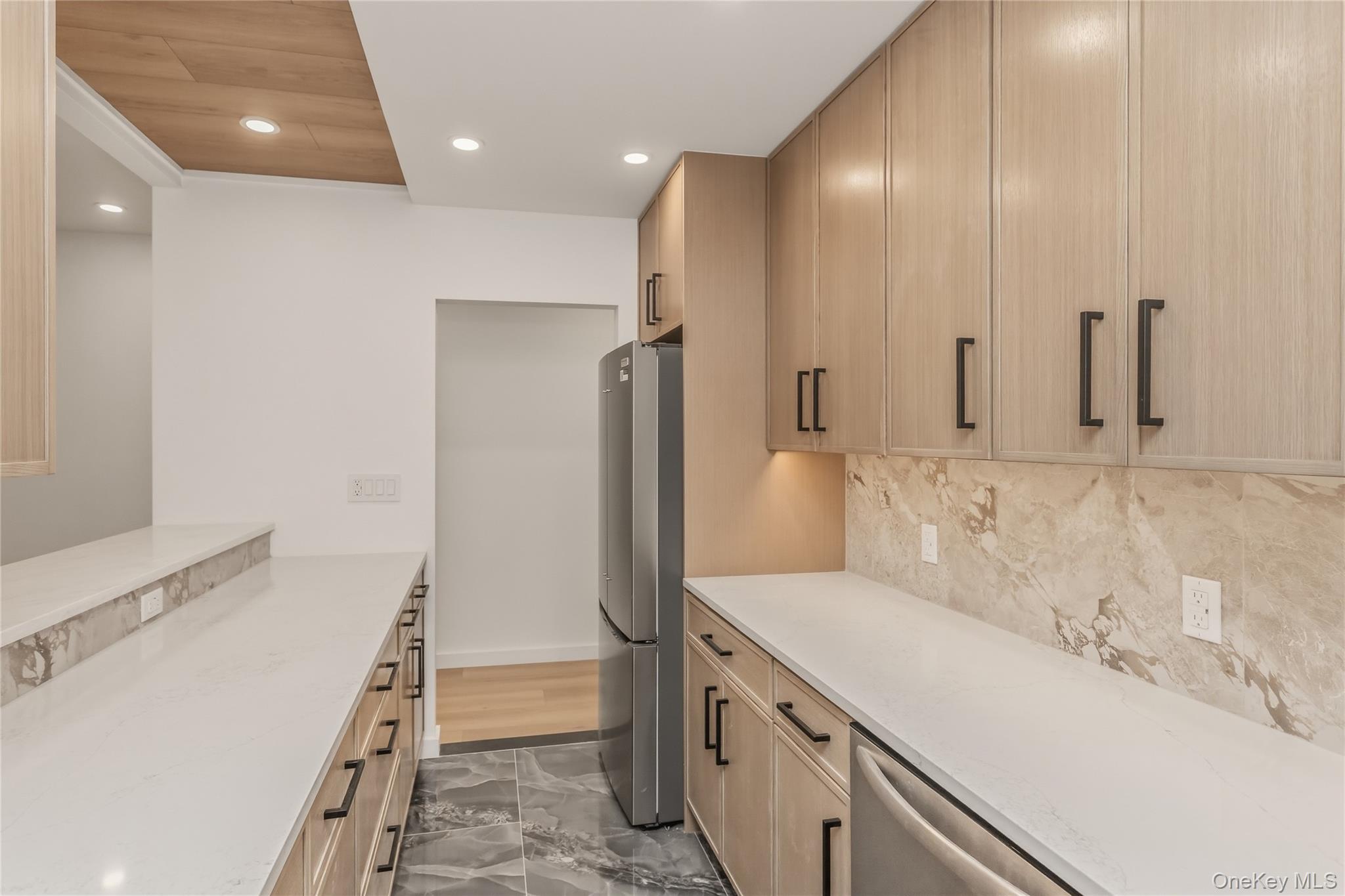 5140 30 Avenue 4-d Property Photo 11